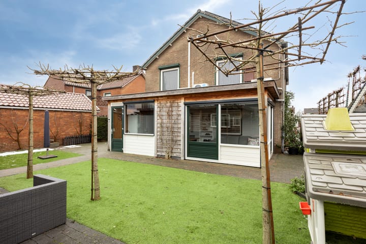 Foto 55 van Lijsterbesstraat 18