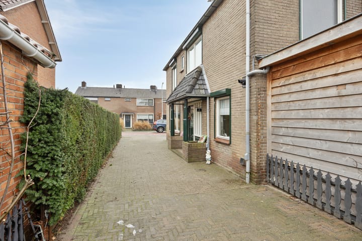 Foto 59 van Lijsterbesstraat 18