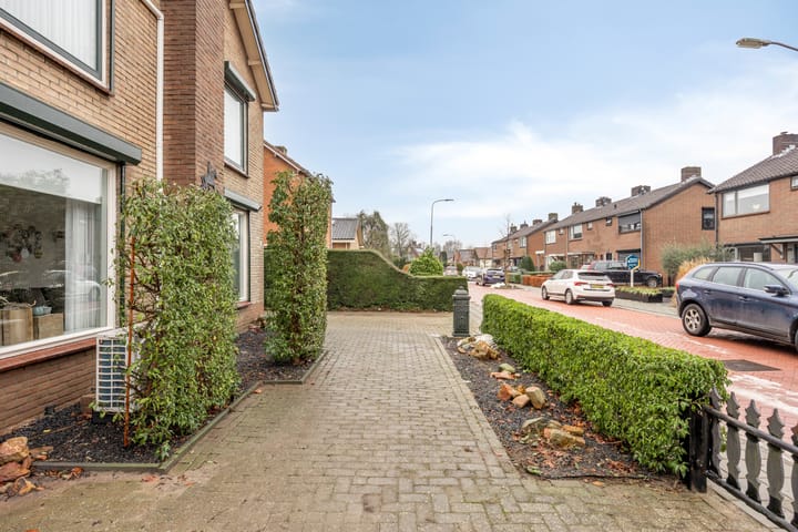 Foto 65 van Lijsterbesstraat 18