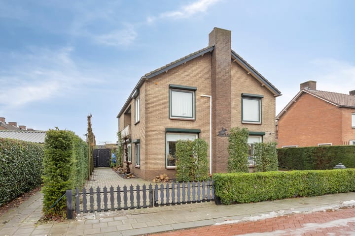 Foto 66 van Lijsterbesstraat 18