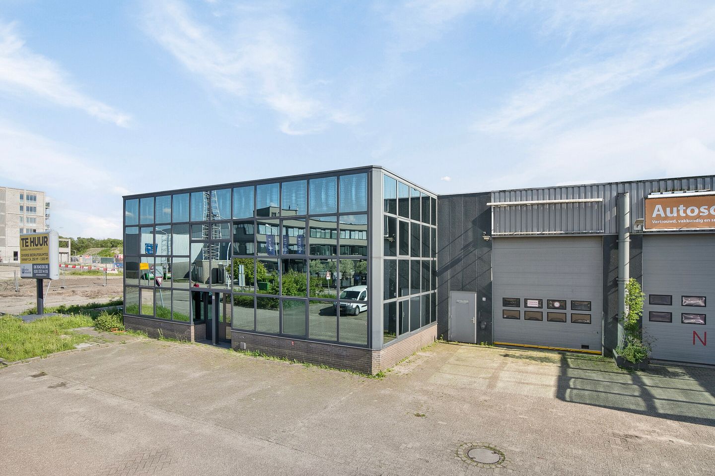 Bekijk foto 2 van Haltewachter 2-4