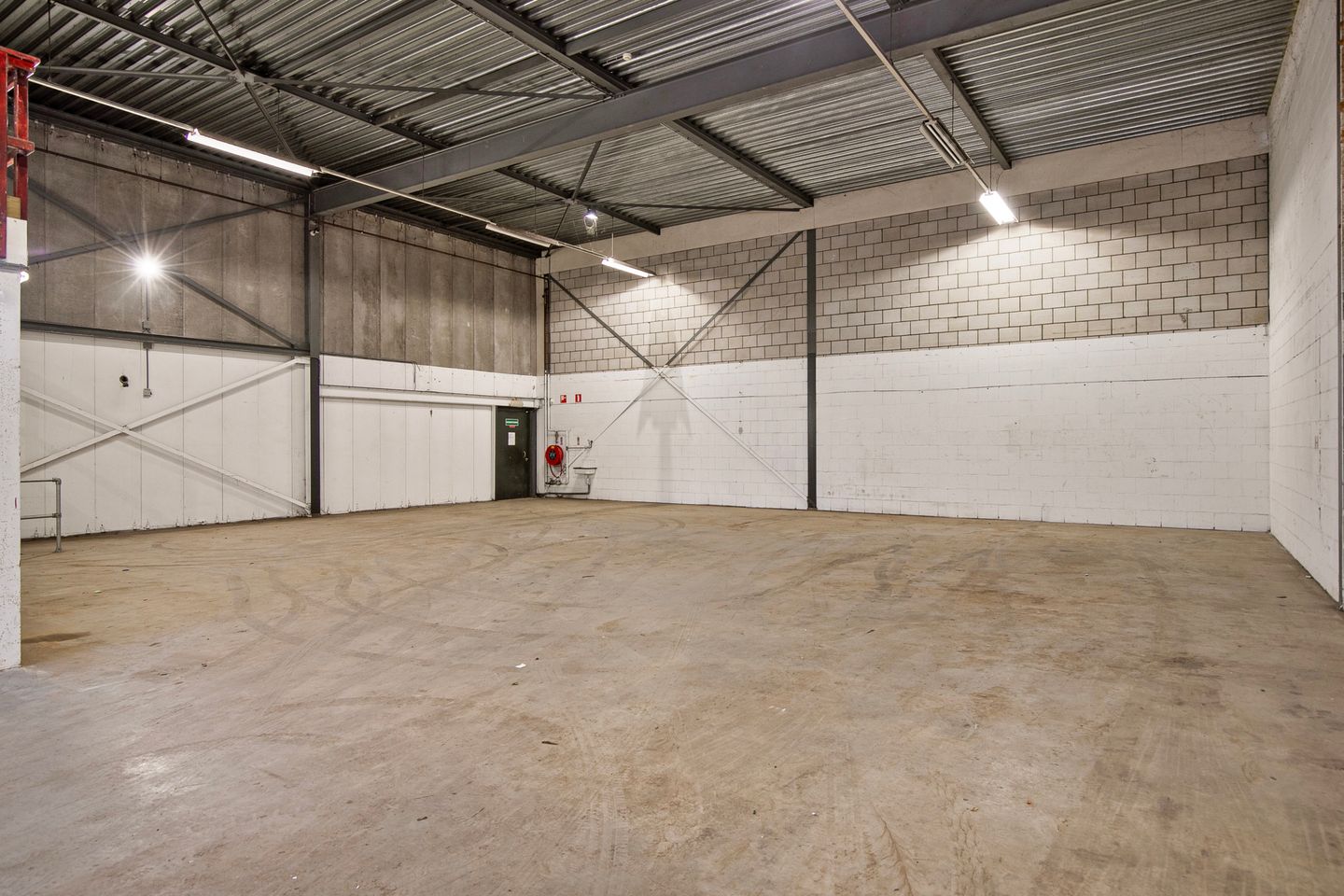 Bekijk foto 4 van Haltewachter 2-4