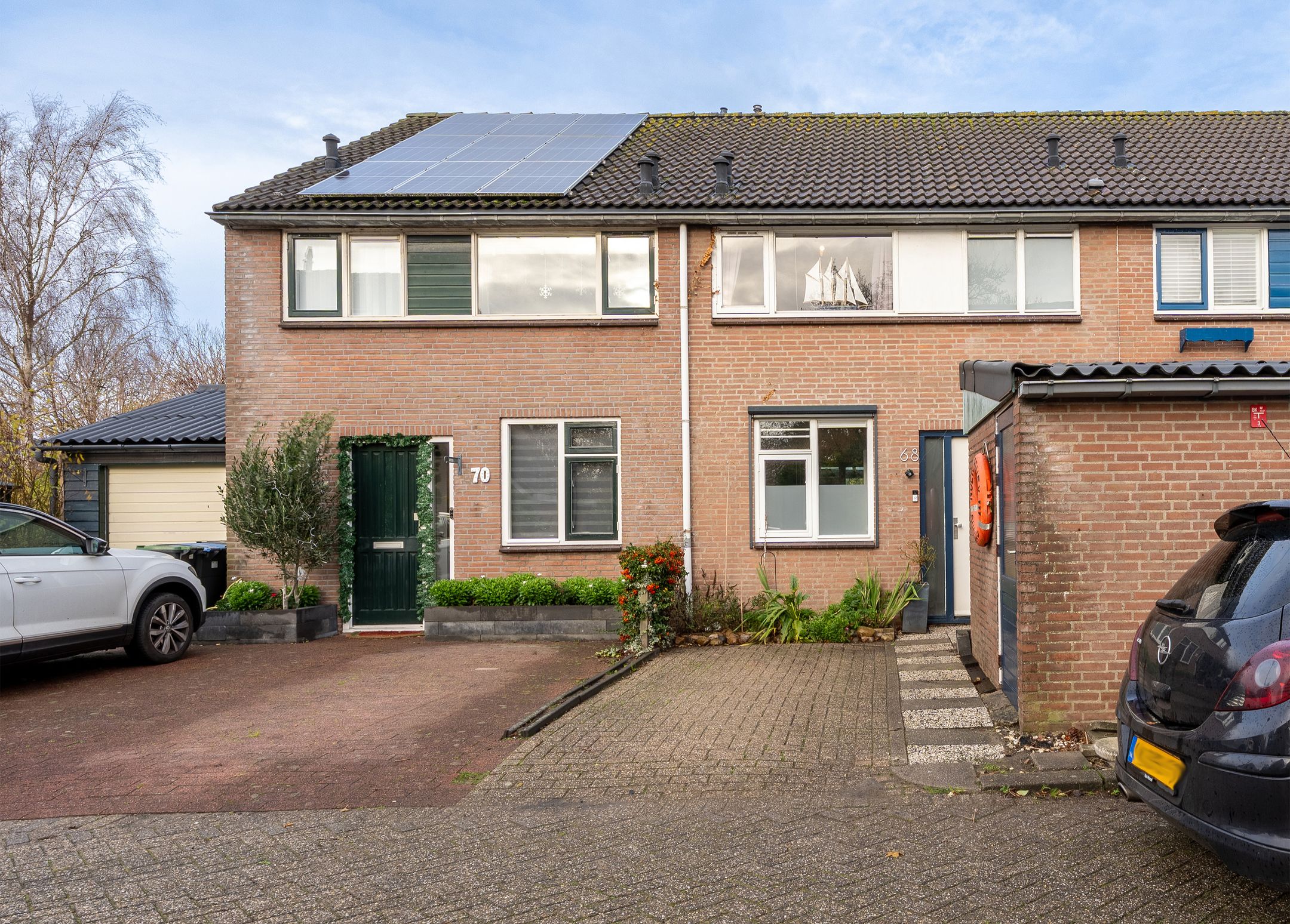 Buying a house in The Netherlands., Ares 68