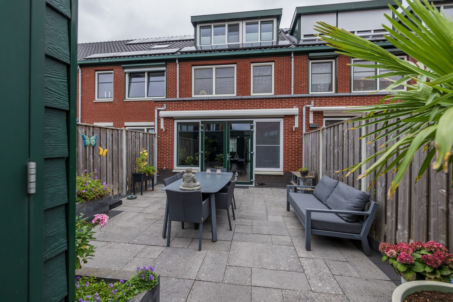 Photo 4 of Burgemeester van Niekerklaan 70