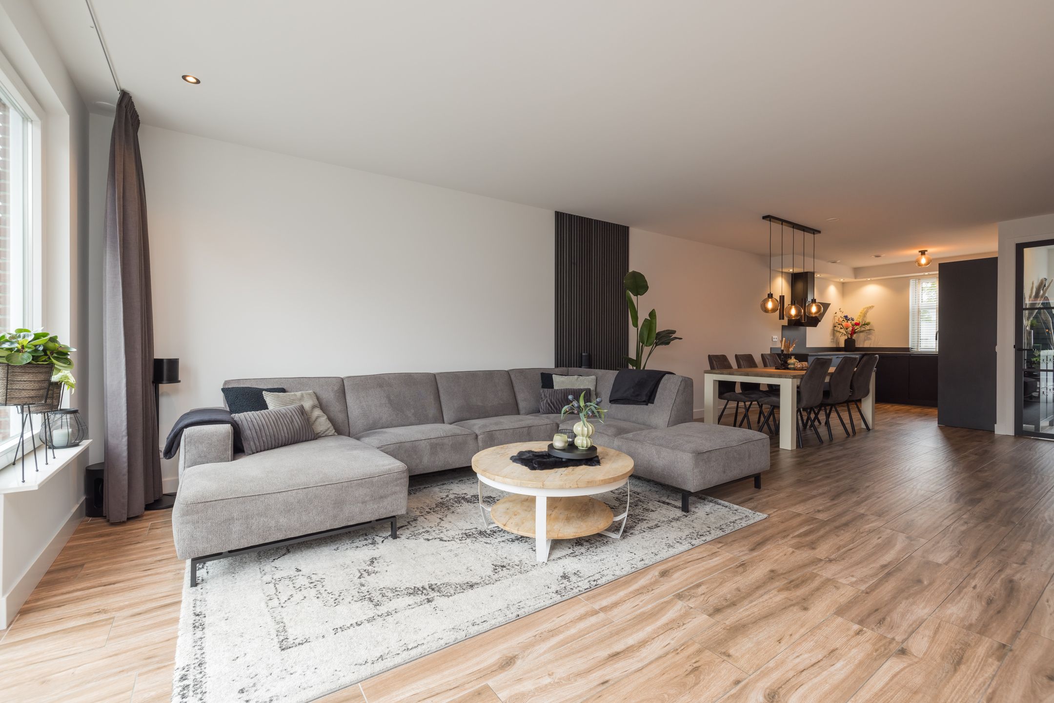 Photo 12 of Burgemeester van Niekerklaan 70