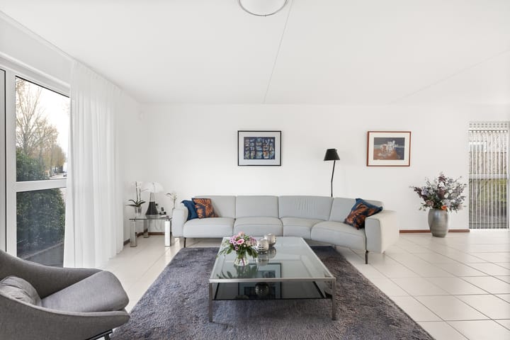 Photo 14 of Rosenburglaan 231