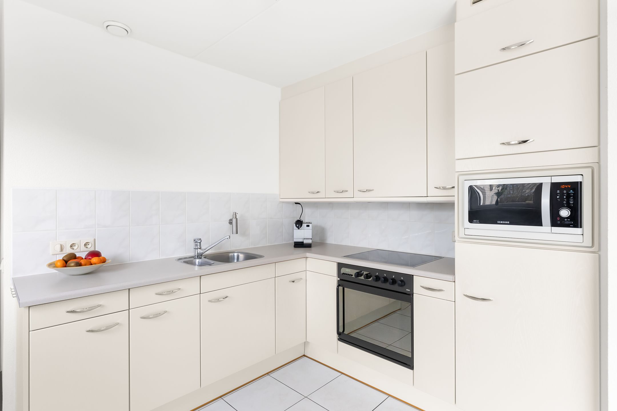 Photo 18 of Rosenburglaan 231