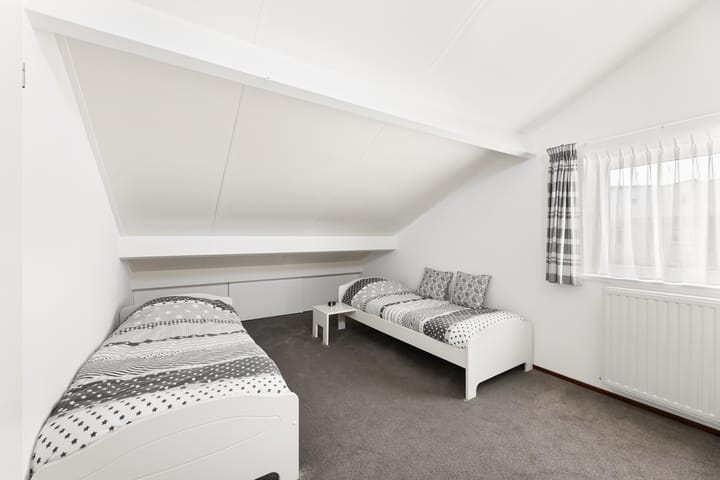 Photo 30 of Rosenburglaan 231