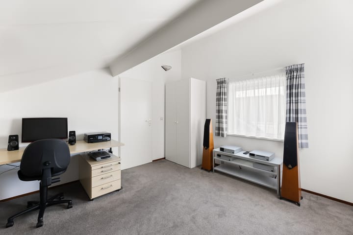 Photo 33 of Rosenburglaan 231