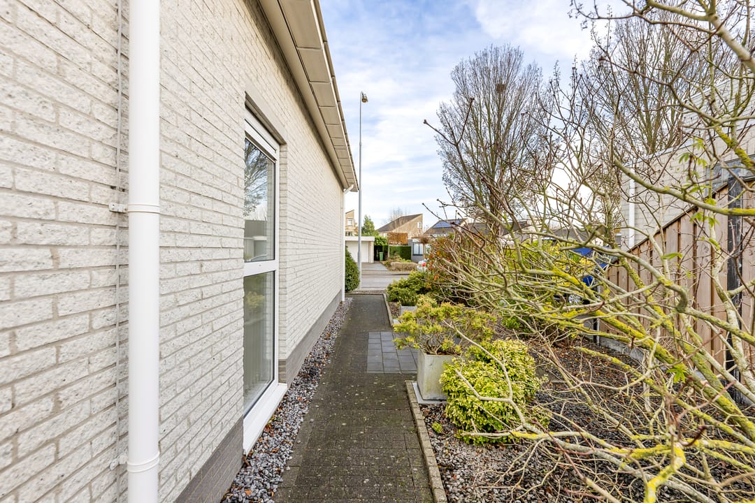 Photo 41 of Rosenburglaan 231