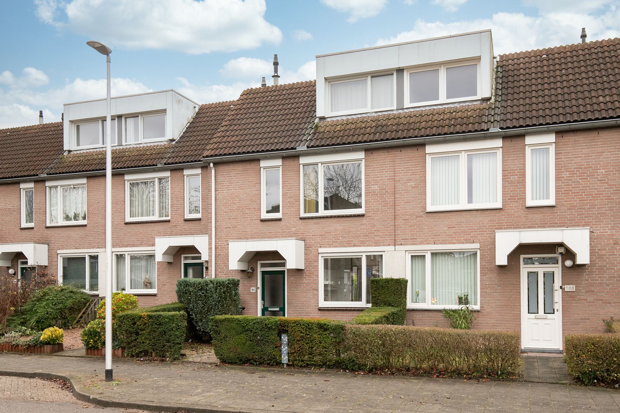 Buying a house in The Netherlands., Fossielenerf 190