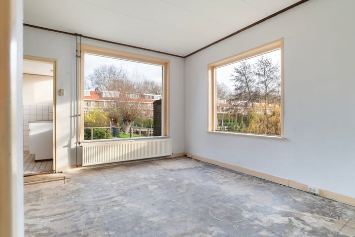 Photo 5 of Jubileumplein 14