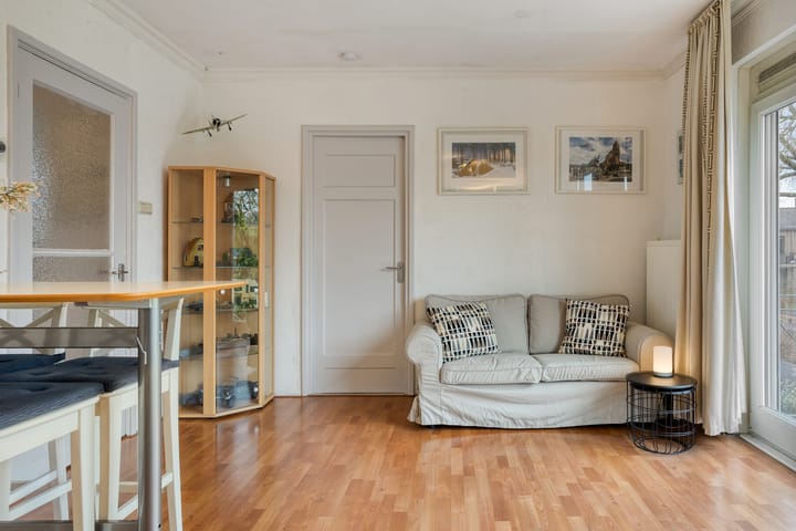 Foto 10 van S.L. Louwesstraat 179