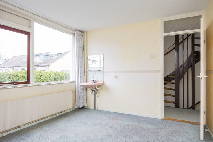 Foto 18 van van Essenstraat 41