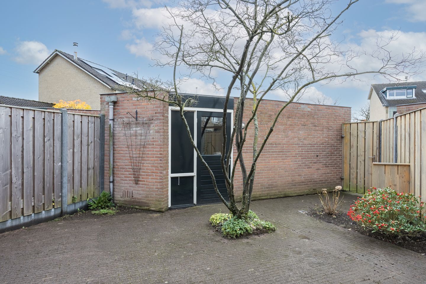 Foto 29 van van Essenstraat 41