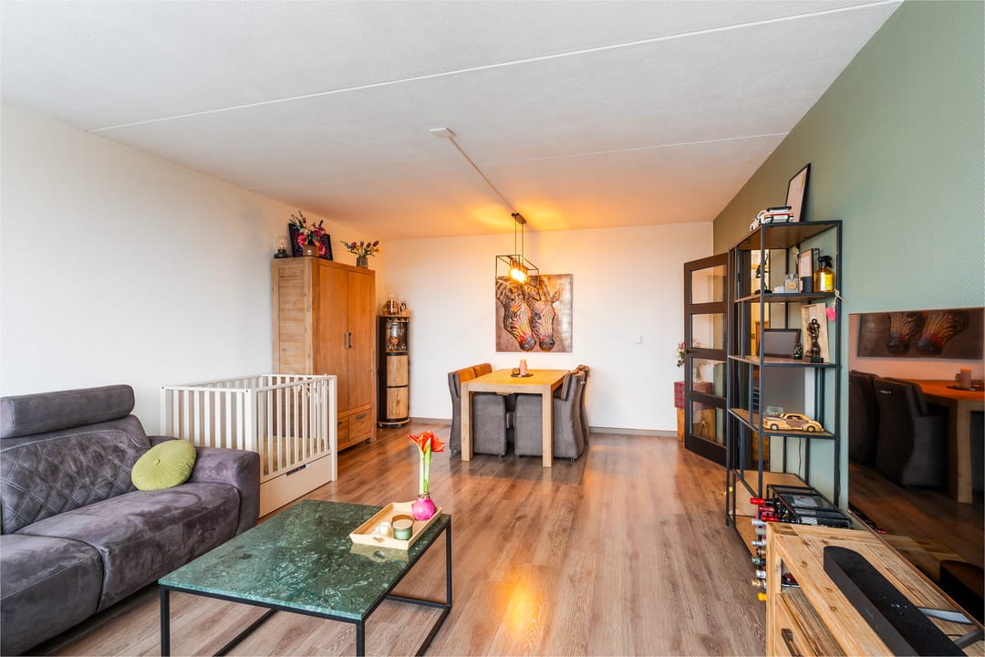 Foto 16 van Bachplein 504