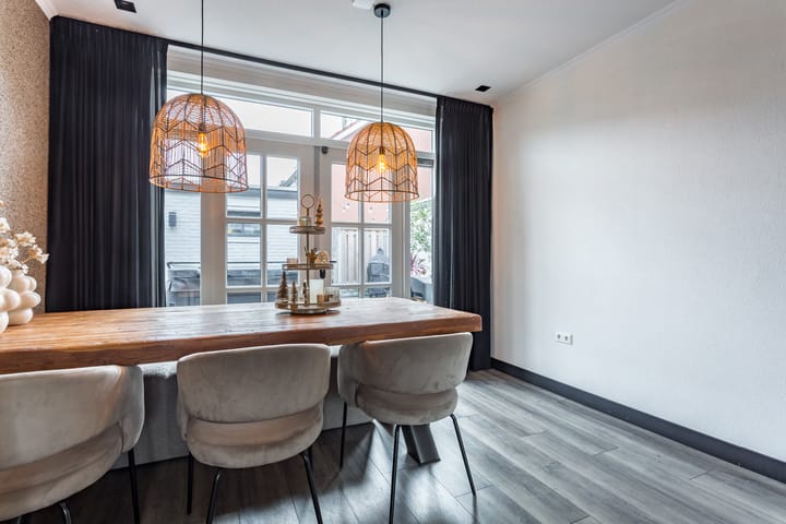 Foto 14 van Erasmusstraat 21