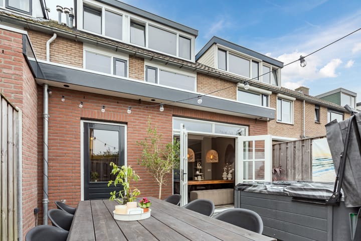 Foto 41 van Erasmusstraat 21