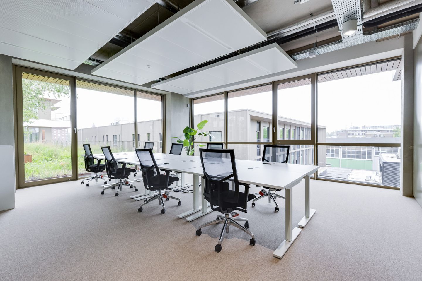 Bekijk foto 1 van Willem Fenengastraat 16-E