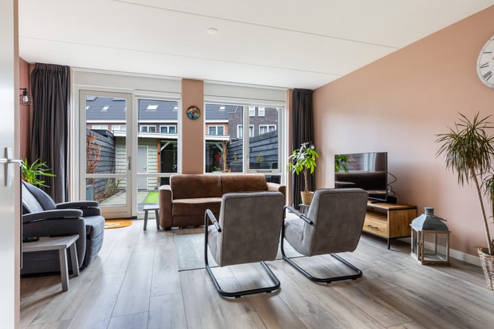 Foto 3 van Minorcalaan 25