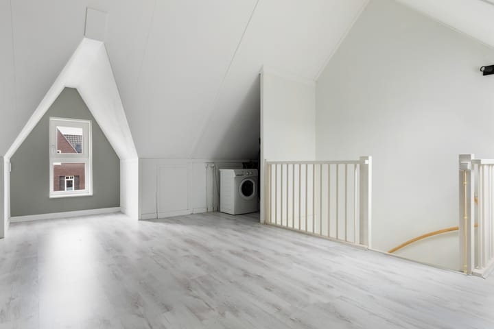 Foto 28 van Minorcalaan 25