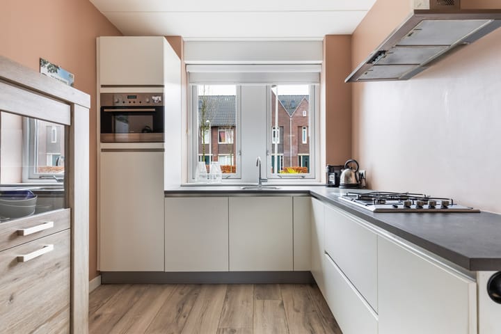 Foto 12 van Minorcalaan 25