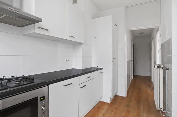 Foto 15 van Molukkenstraat 81-2