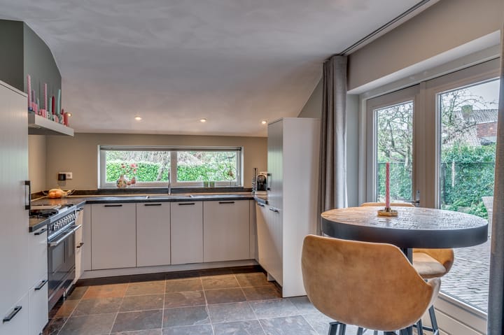 Foto 15 van Caesarlaan 9