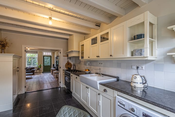 Foto 17 van Uiterstegracht 56