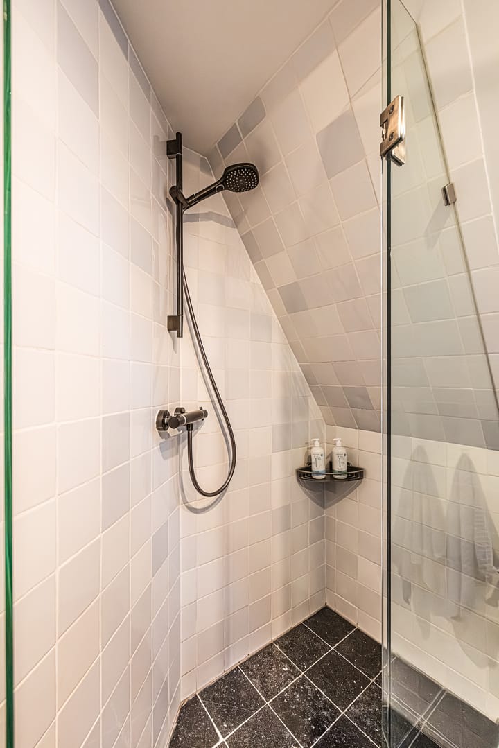 Foto 48 van Uiterstegracht 56