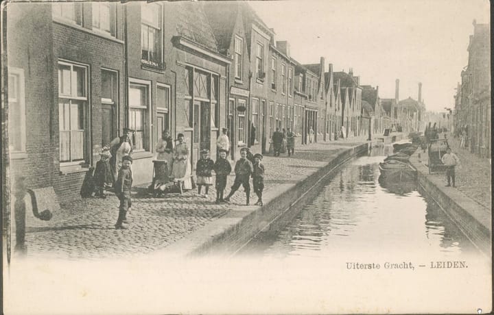 Foto 79 van Uiterstegracht 56