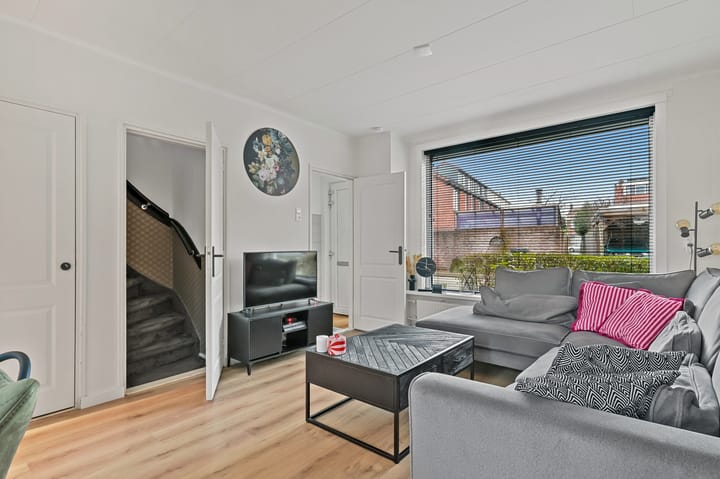 Foto 5 van Jan van Galenstraat 25