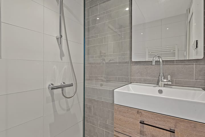 Foto 19 van Jan van Galenstraat 25