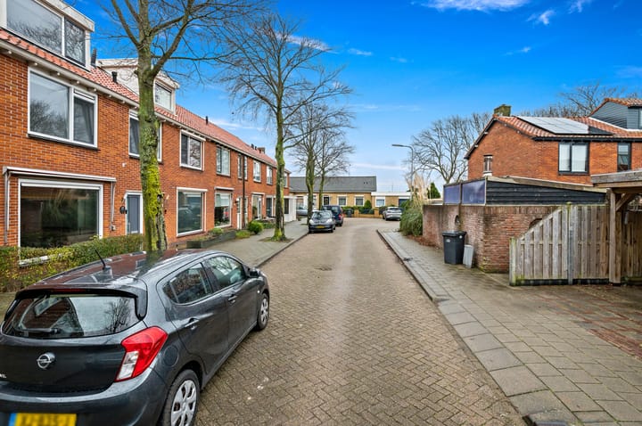 Foto 28 van Jan van Galenstraat 25