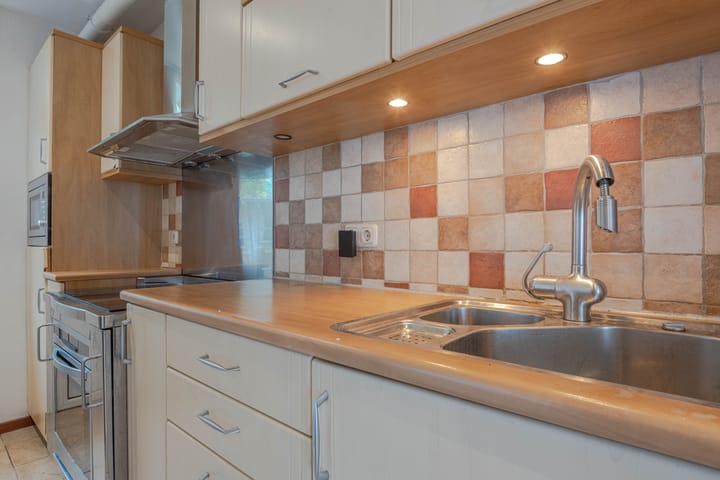 Foto 11 van Oostendamstraat 155-B