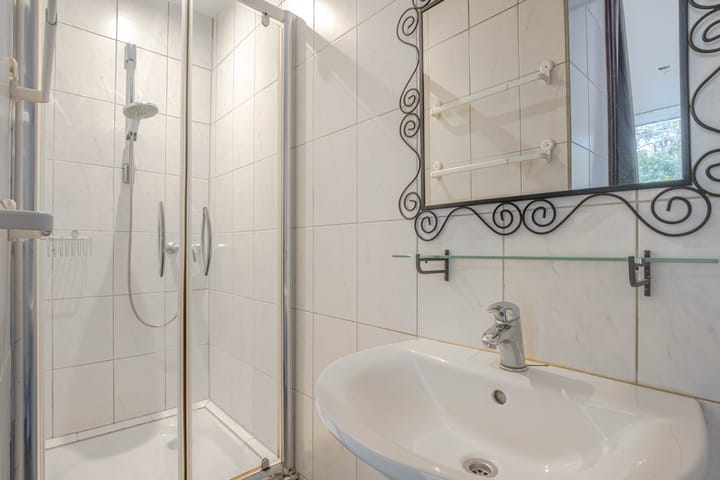 Foto 13 van Oostendamstraat 155-B