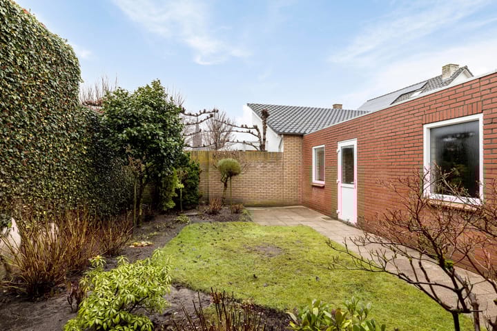 Foto 24 van Rozenstraat 15