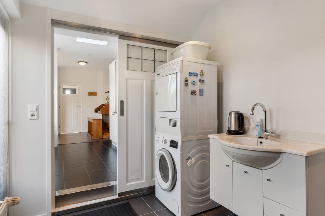 Foto 17 van Graaf van Bloisstraat 15