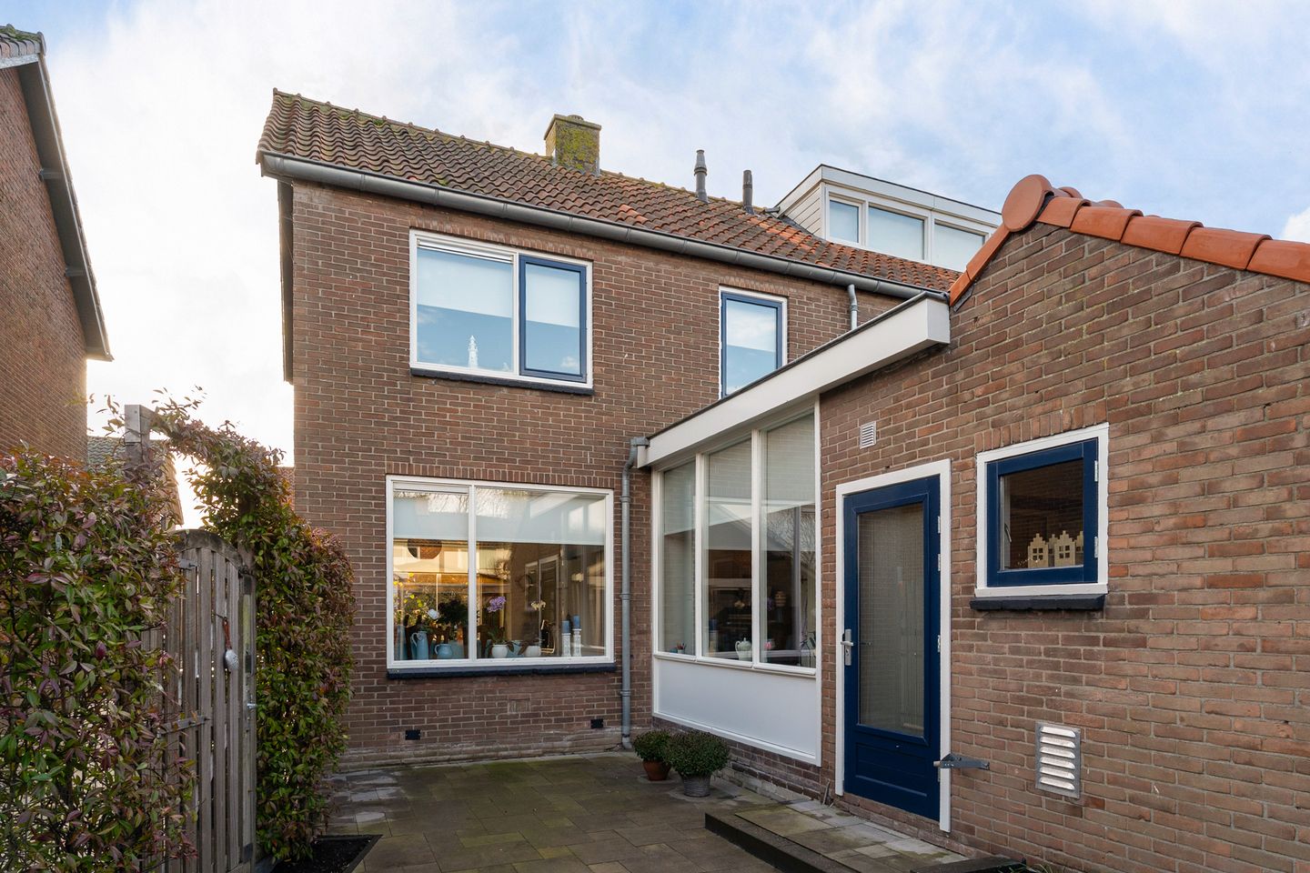 Foto 19 van Graaf van Bloisstraat 15