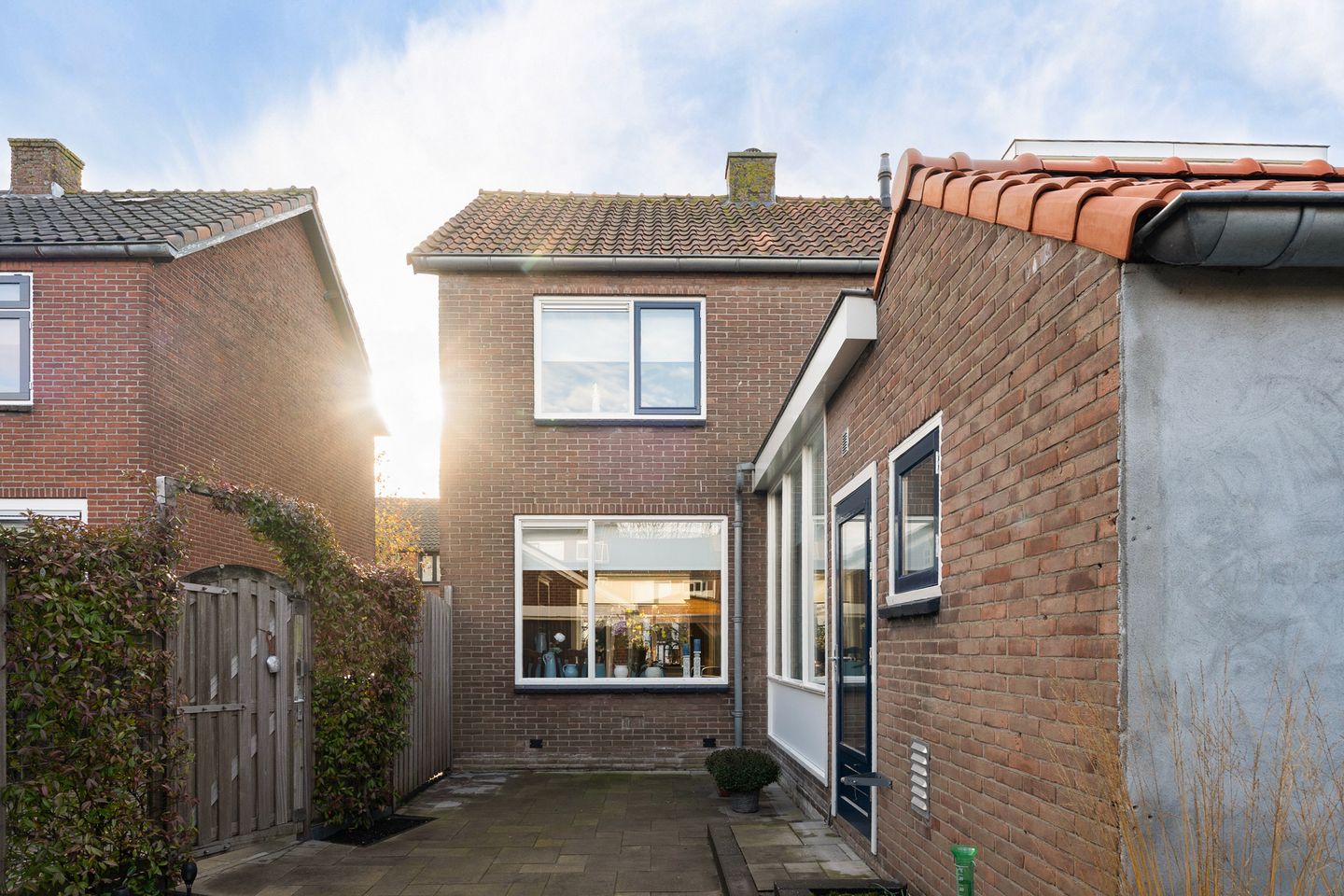 Foto 20 van Graaf van Bloisstraat 15