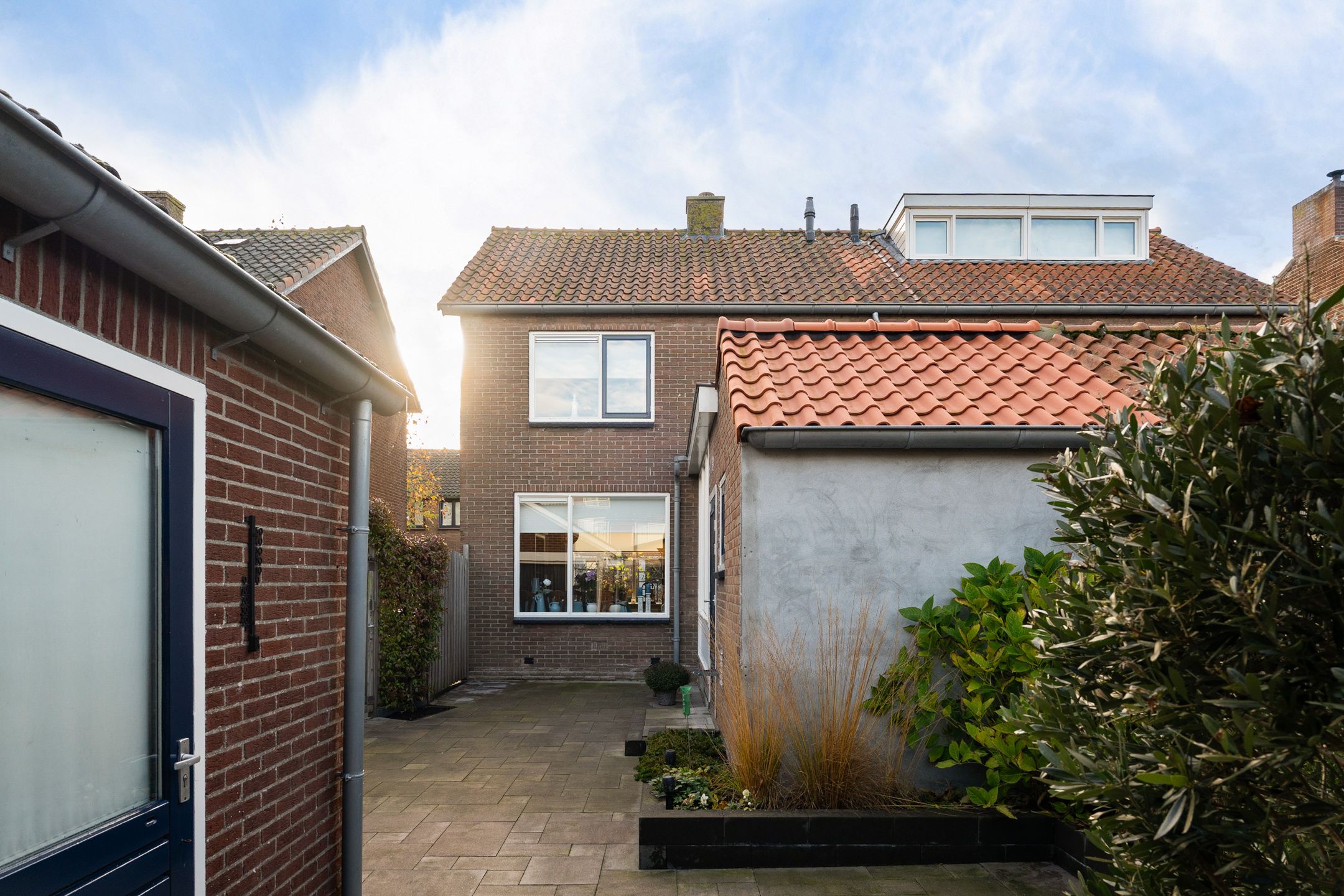 Foto 21 van Graaf van Bloisstraat 15