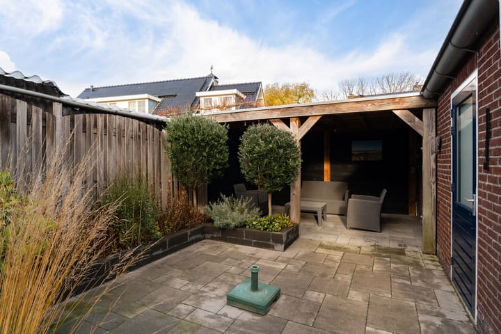 Foto 26 van Graaf van Bloisstraat 15