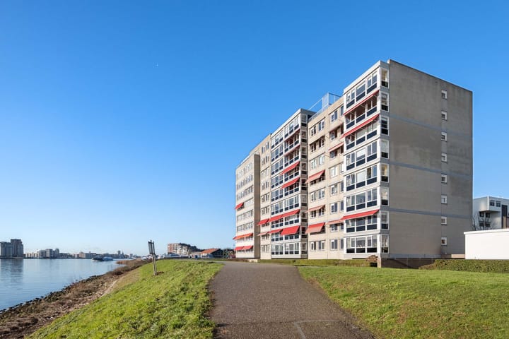 Photo 1 of Pontonniersweg 128