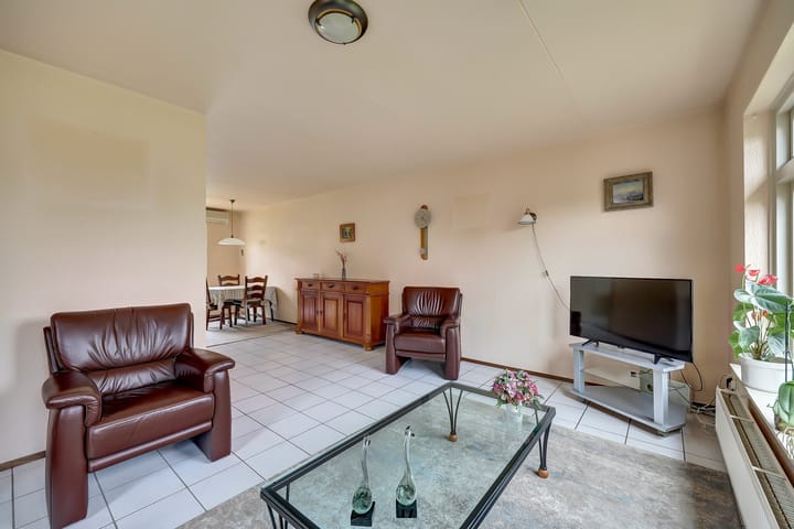 Foto 9 van de Aalbes 9