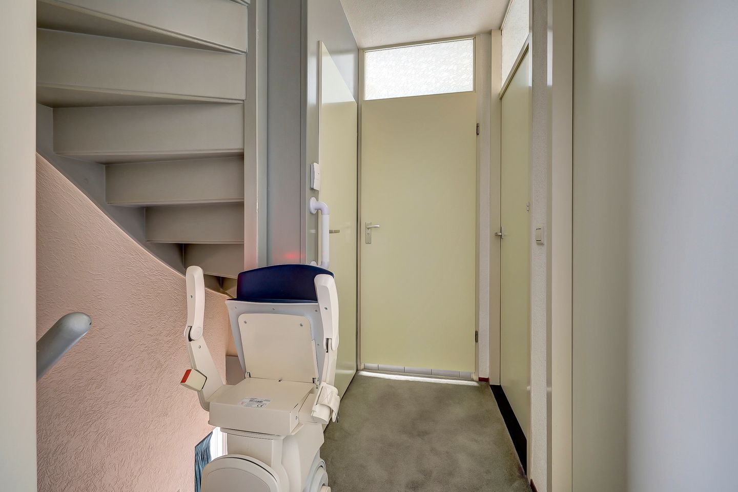 Foto 19 van de Aalbes 9