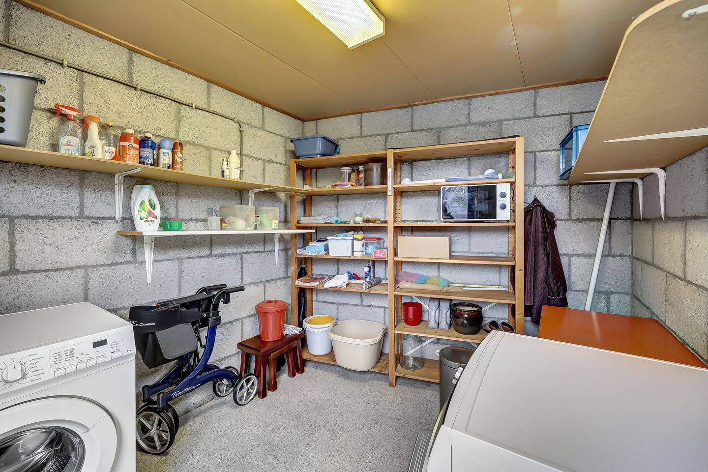 Foto 34 van de Aalbes 9