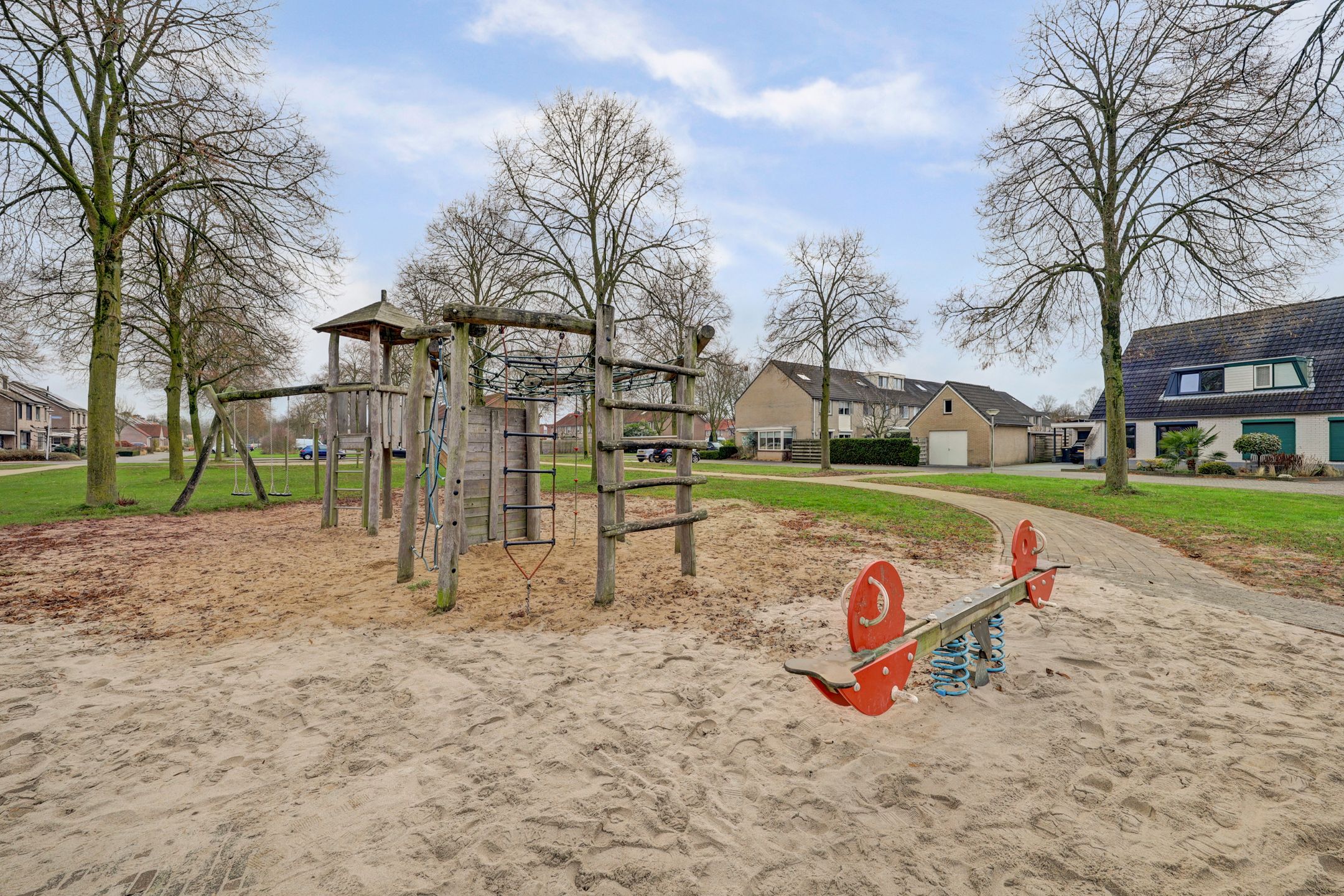 Foto 42 van de Aalbes 9