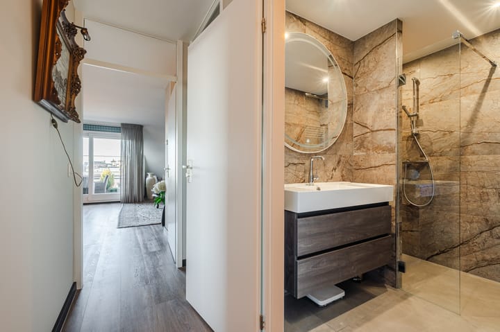 Photo 32 of Tramstraat 12-A