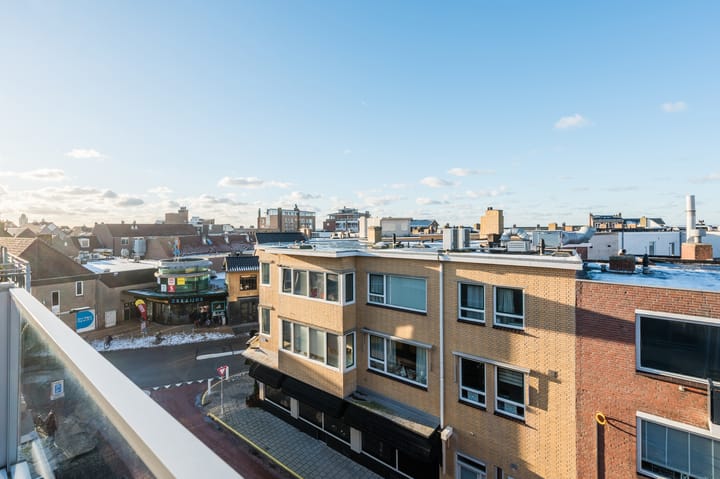 Photo 33 of Tramstraat 12-A