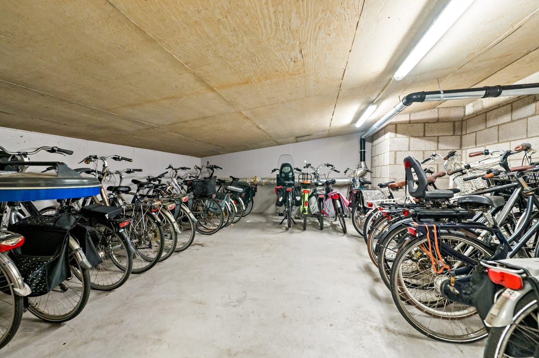 Foto 41 van Gevers Deynootweg 568